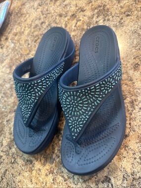 CROCS WOMENS MONTEREY DIAMANTÉ TURQUOISE AND NAVY SIZE 8